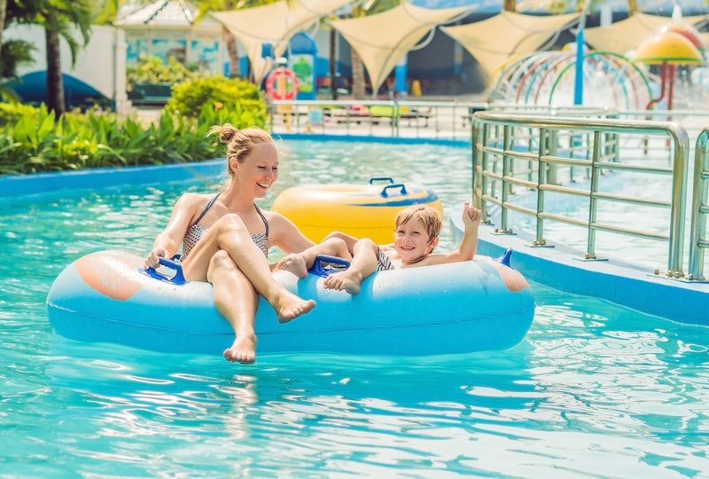 What You Need to Know Before Going to the Water Park With Your Kids