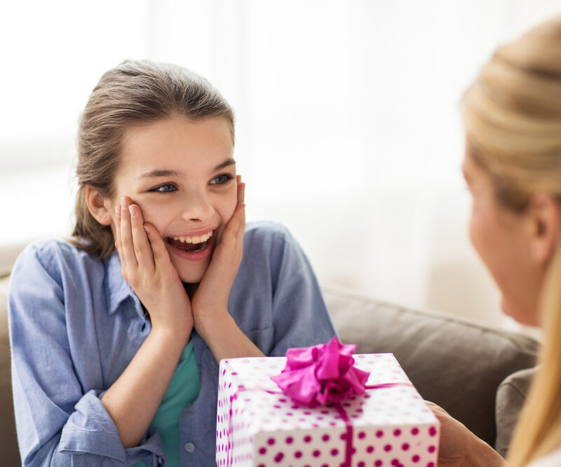 14 Gifts Teenage Girls Will Love