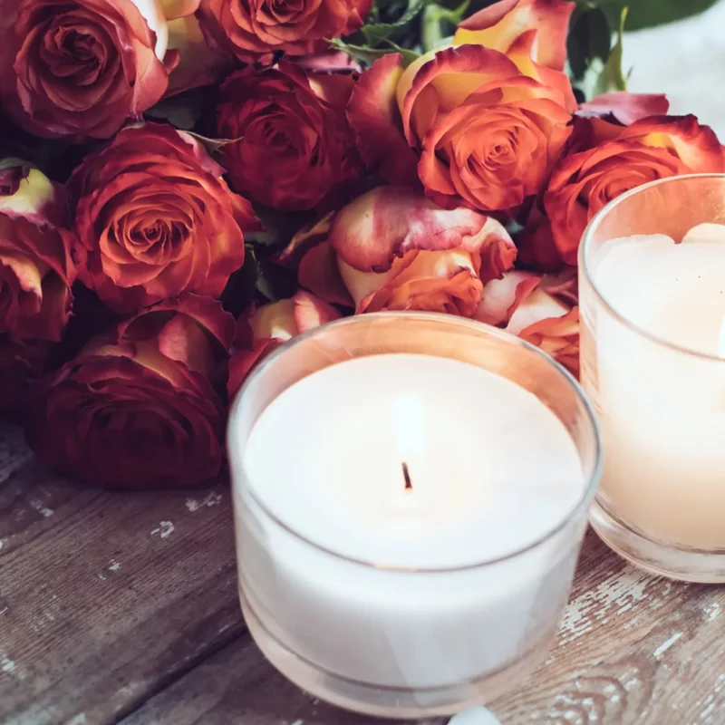 The Power of Fragrance: Choosing Scented Memory Candles for Comfort