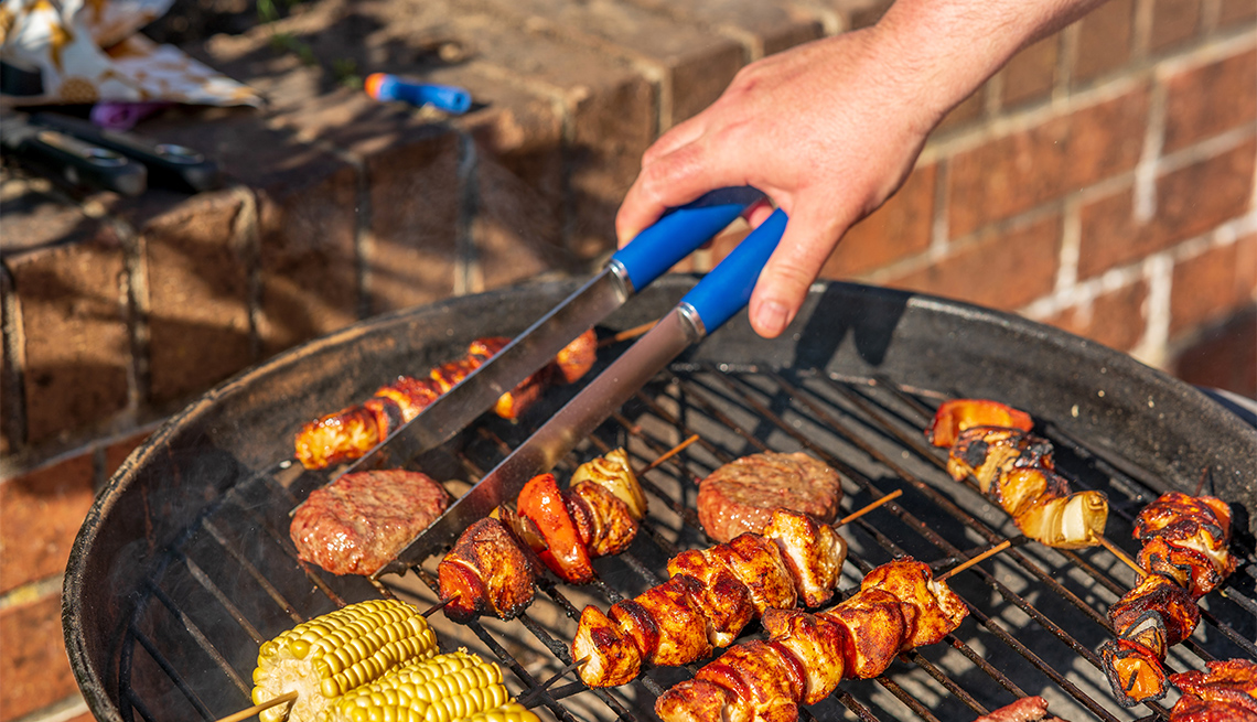 3 Tips for Hosting a Kid-Friendly Barbecue
